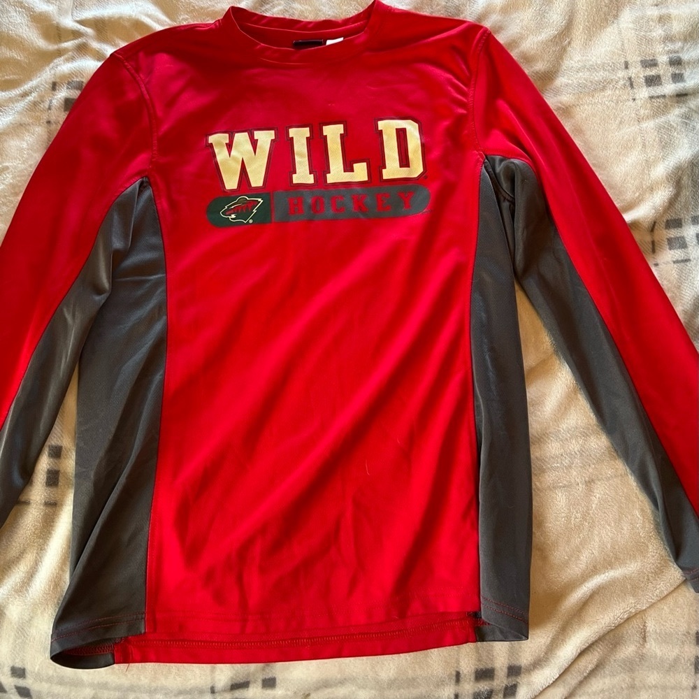 Women’s Minnesota Wild Apparel.